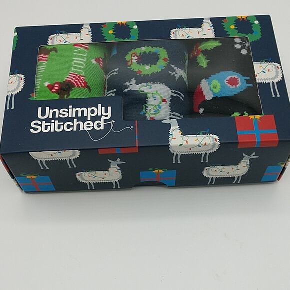 NWT Holiday Unisex Llamas, Weiner Dogs & Monsters Socks 3 pack Gift Box - Picture 1 of 3